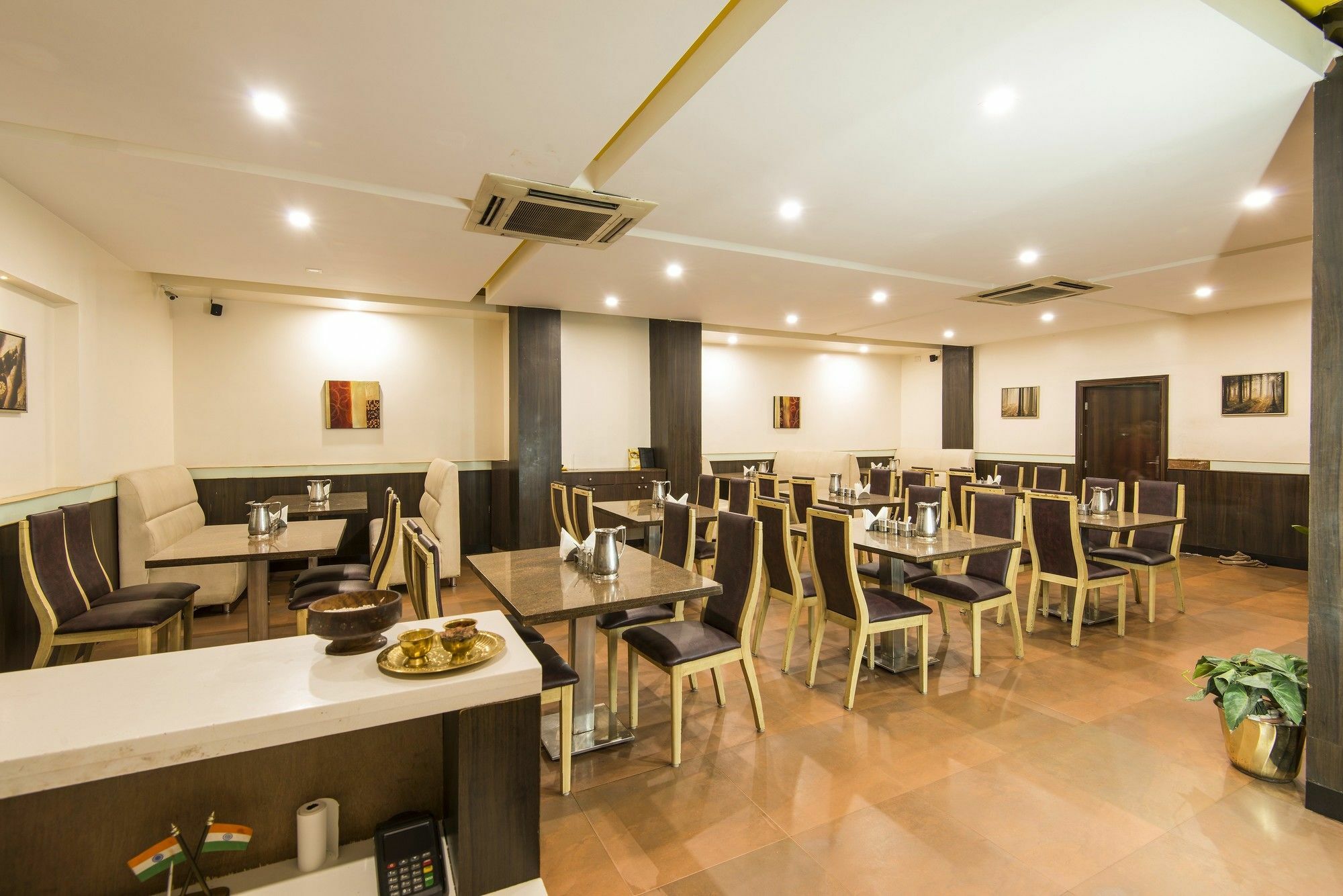 Hotel Fabhotel Prime Arunaachalaa Residency 3*